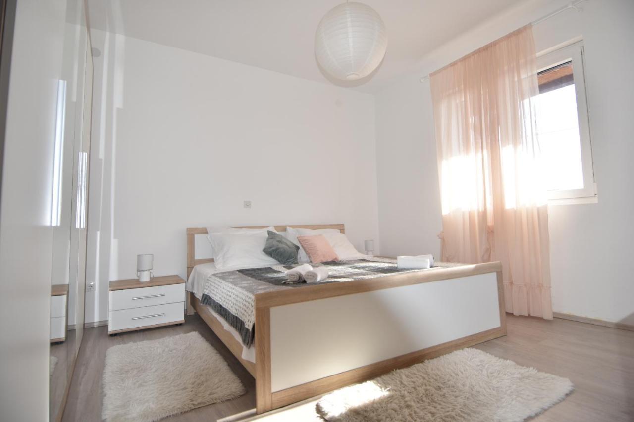 Apartment *Biba* Dugi Rat Extérieur photo
