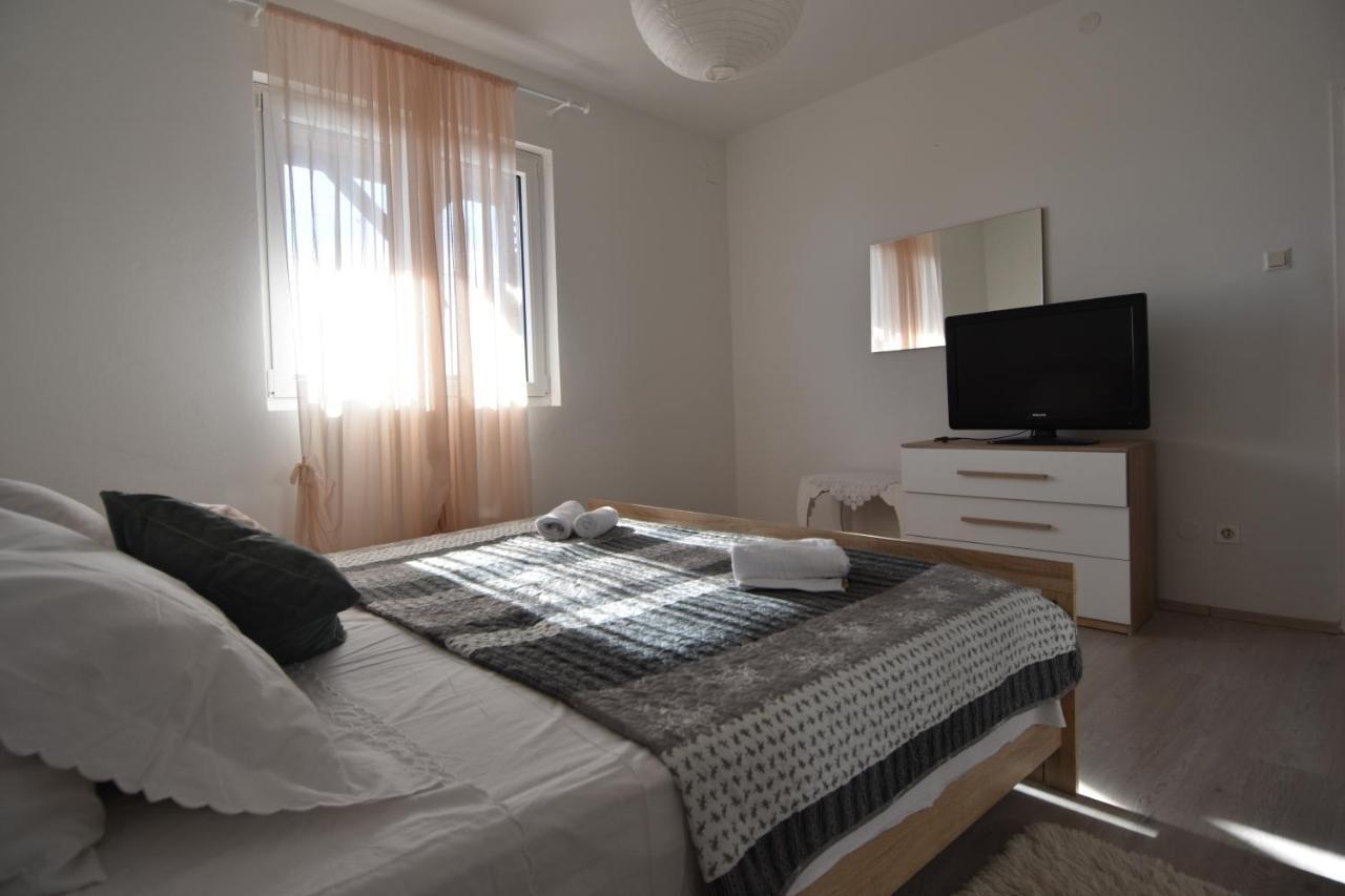 Apartment *Biba* Dugi Rat Extérieur photo